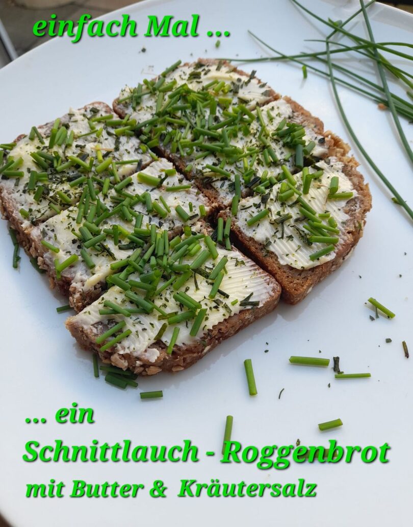Schnittlauch-Roggenbrot mit Butter & Kräutersalz