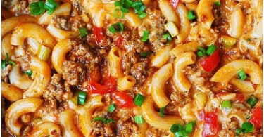 Blitzschnell & Cremig: Rahmnudeln mit Hackfleisch in 15 Minuten