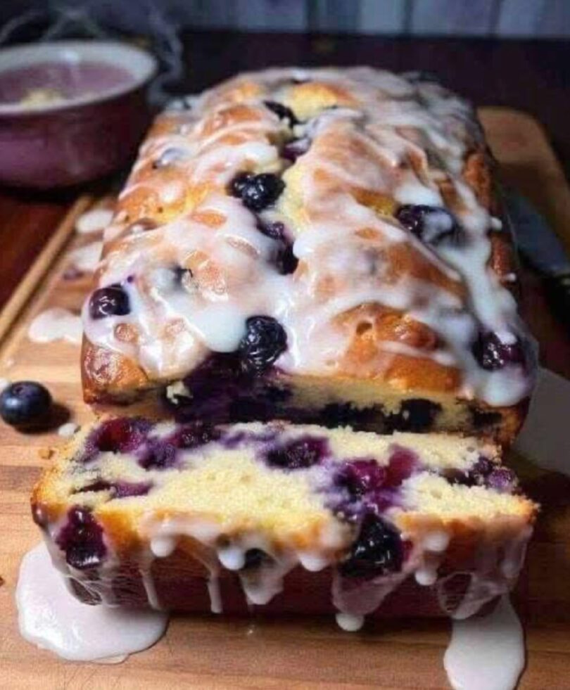 Himmlischer Joghurtkuchen mit Fruchtigen Heidelbeeren